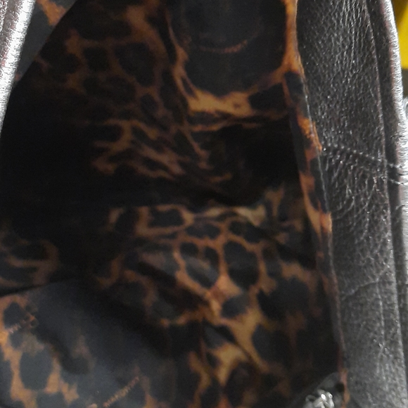 B. MARKOWSKY PEWTER METALLIC TOTE - Picture 5 of 7